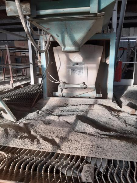 TECHNIPES ENSACHEUSE WEIGHER 400 - Construction equipment: picture 2 TECHNIPES ENSACHEUSE WEIGHER 400 - Construction equipment: picture 2