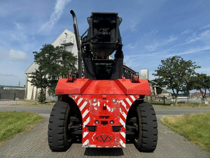 CVS Ferrari F500RS3 - Reach stacker: picture 4 CVS Ferrari F500RS3 - Reach stacker: picture 4