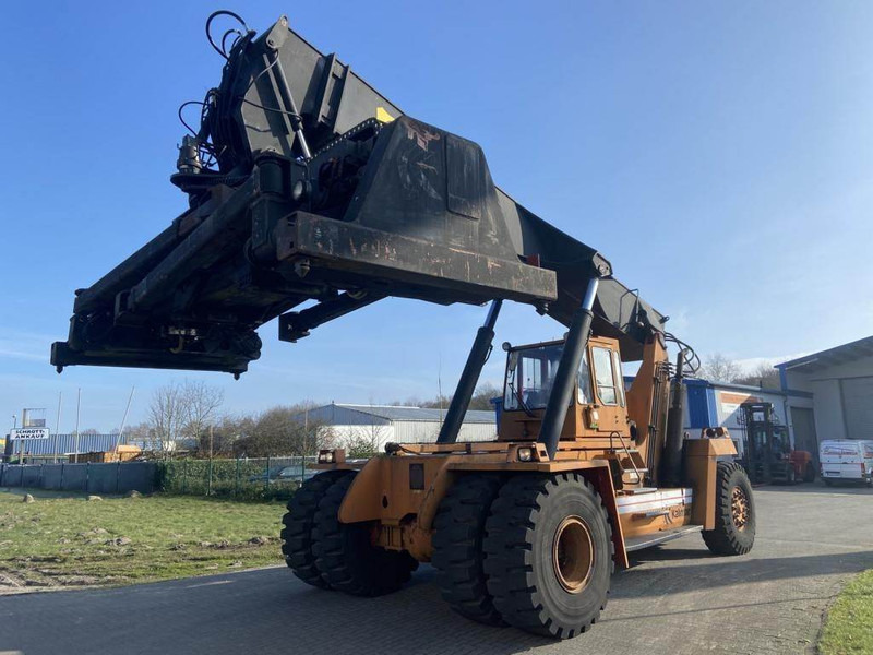 Reach stacker Kalmar DC4560RC4: picture 10