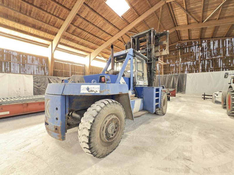 Kalmar DCD28-1200LB - Diesel forklift: picture 2 Kalmar DCD28-1200LB - Diesel forklift: picture 2