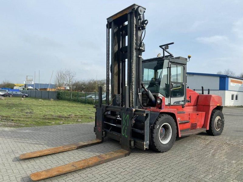 Kalmar DCE150-12 - Diesel forklift: picture 3 Kalmar DCE150-12 - Diesel forklift: picture 3
