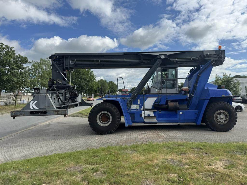 Kalmar DRF450-60S5K - Reach stacker: picture 1 Kalmar DRF450-60S5K - Reach stacker: picture 1