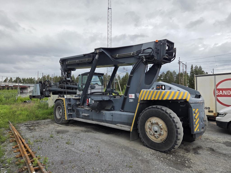 Kalmar DRF450-75C5XS - Reach stacker: picture 2 Kalmar DRF450-75C5XS - Reach stacker: picture 2