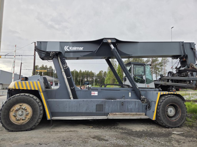 Kalmar DRF450-75C5XS - Reach stacker: picture 1 Kalmar DRF450-75C5XS - Reach stacker: picture 1