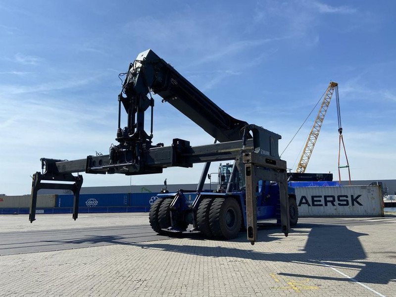 Kalmar DRG450-82S5HCXS - Reach stacker: picture 4 Kalmar DRG450-82S5HCXS - Reach stacker: picture 4