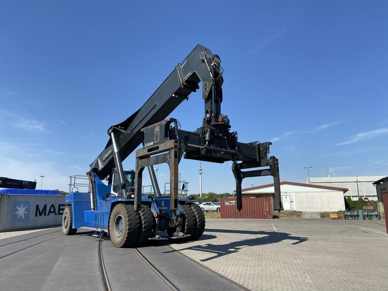 Kalmar DRG450-82S5HCXS - Reach stacker: picture 2 Kalmar DRG450-82S5HCXS - Reach stacker: picture 2