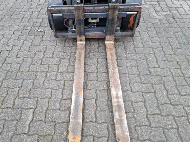Linde H20D-01 - Diesel forklift: picture 3 Linde H20D-01 - Diesel forklift: picture 3