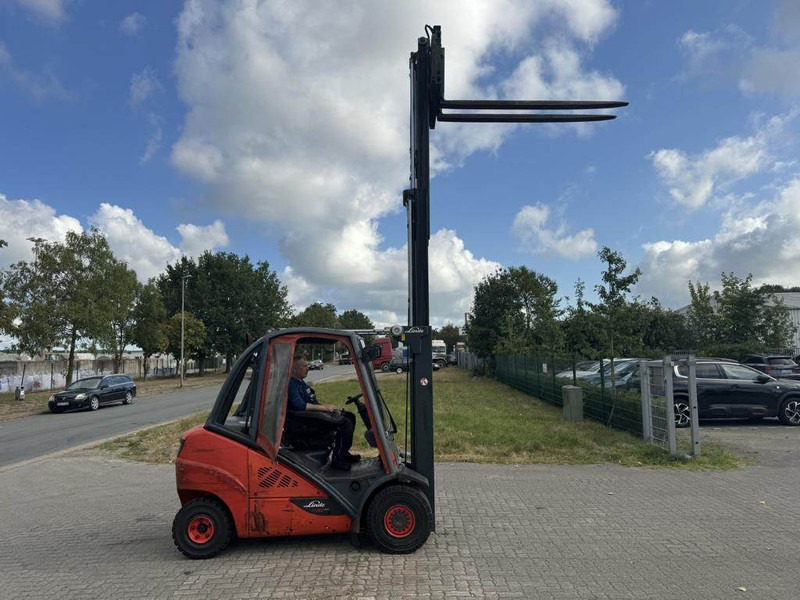 Linde H30D-02 - Diesel forklift: picture 5 Linde H30D-02 - Diesel forklift: picture 5