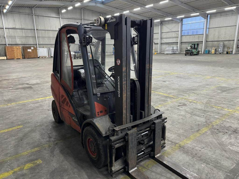 Linde H30D-02 - Diesel forklift: picture 2 Linde H30D-02 - Diesel forklift: picture 2