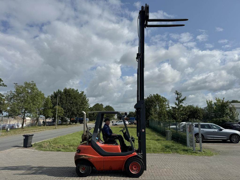 Linde H30D-03 - Diesel forklift: picture 2 Linde H30D-03 - Diesel forklift: picture 2