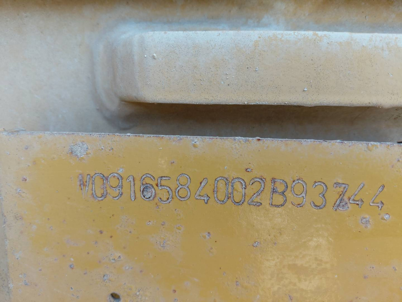 Articulated dumper BELL EQUIPMENT NORTH AMERICA, INC. B40D: picture 16