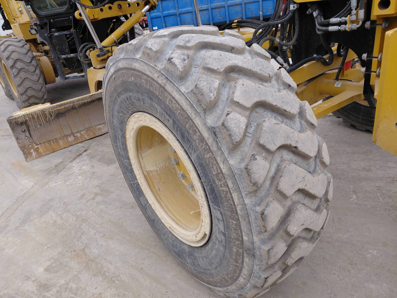 Grader CAT 120-14: picture 10