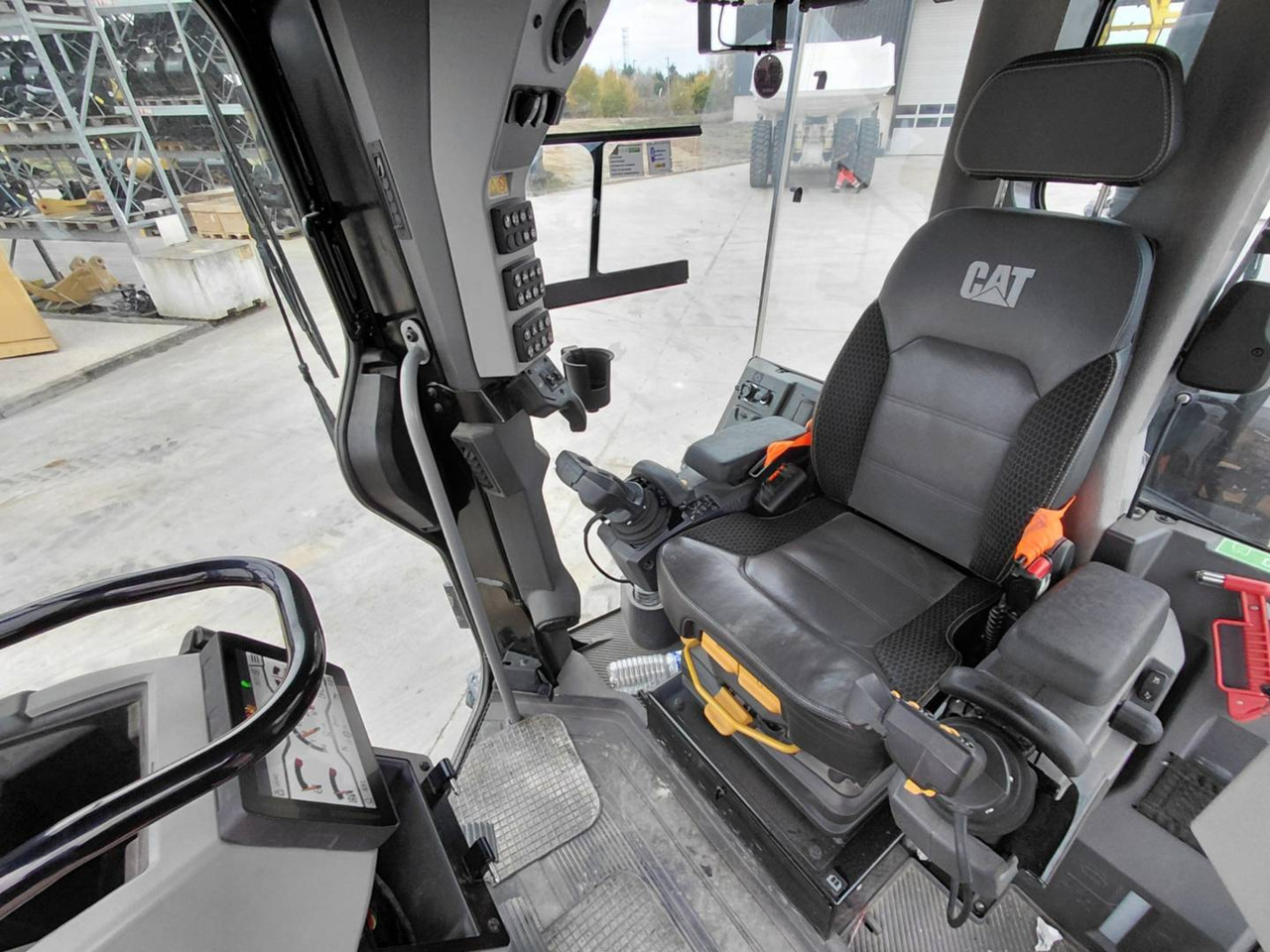 Grader CAT 120-14: picture 19