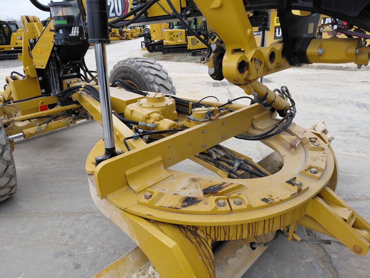 Grader CAT 120-14: picture 17