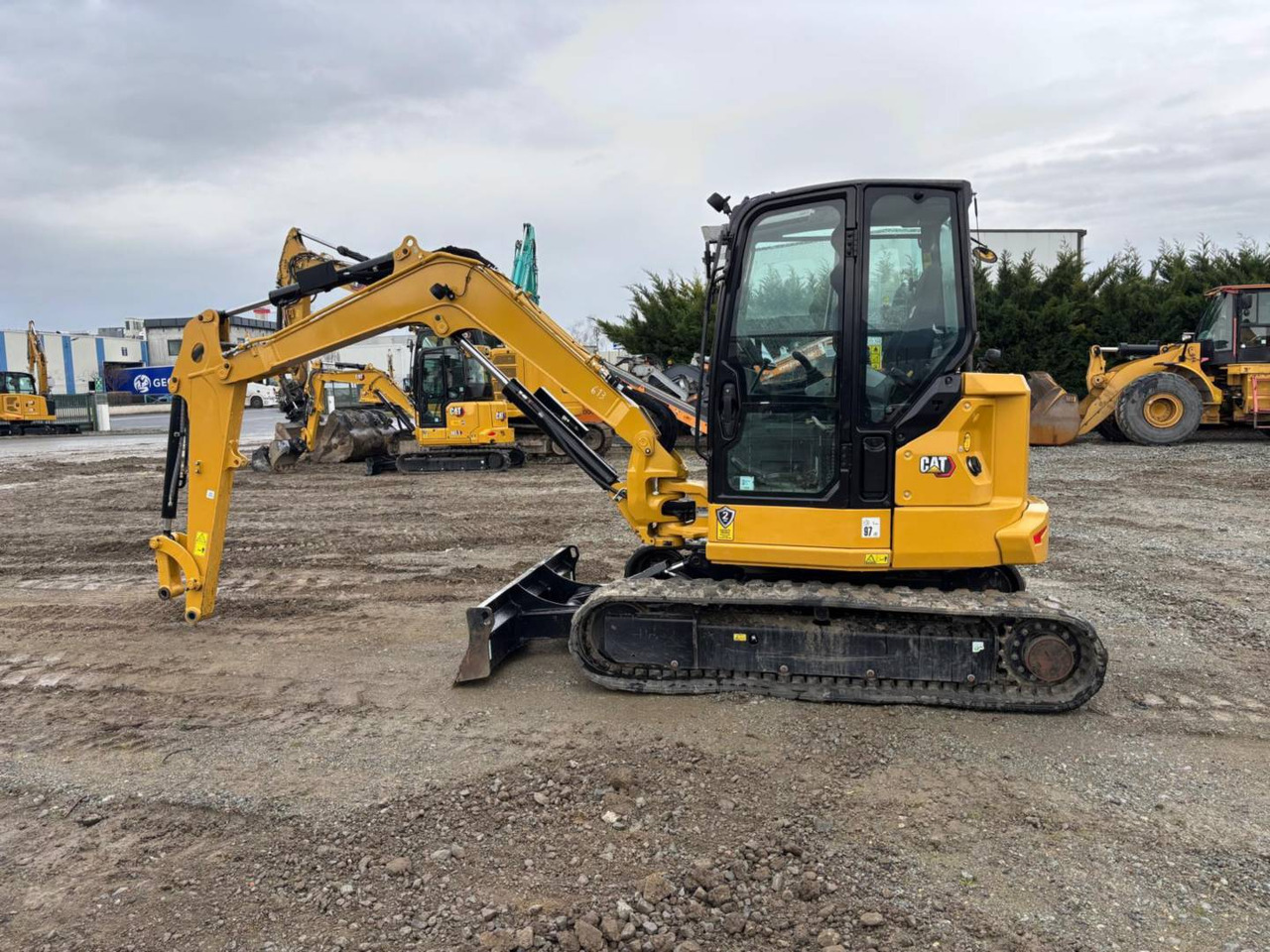Crawler excavator CAT 305: picture 12