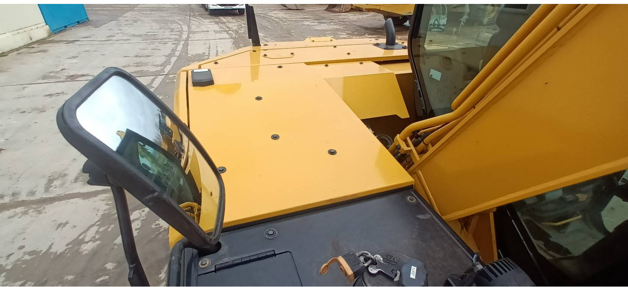 Crawler excavator CAT 307.5: picture 26