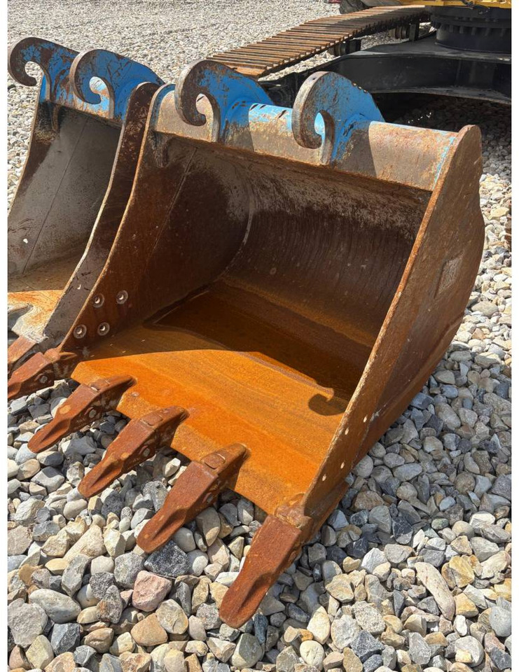 Crawler excavator CAT 320 GC: picture 28
