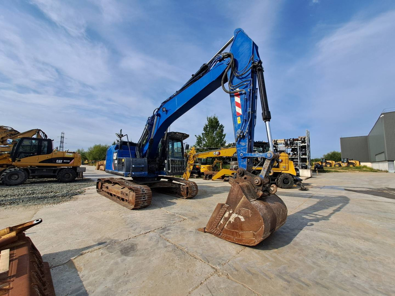 CAT 320E RR - Crawler excavator: picture 2 CAT 320E RR - Crawler excavator: picture 2