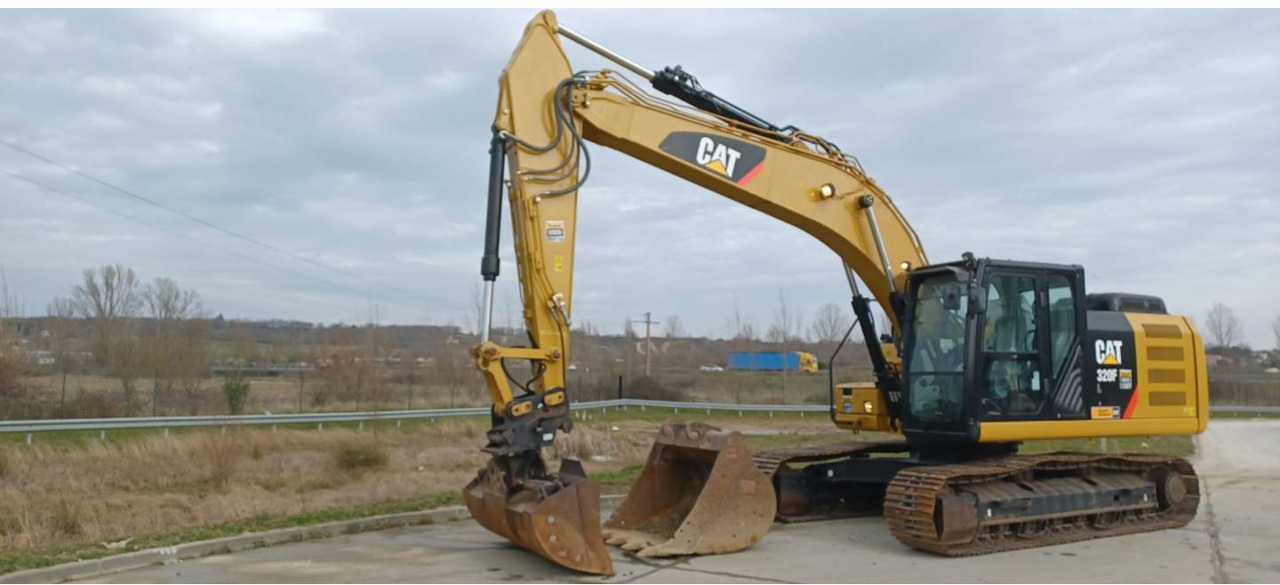 CAT 320F - Crawler excavator: picture 1 CAT 320F - Crawler excavator: picture 1