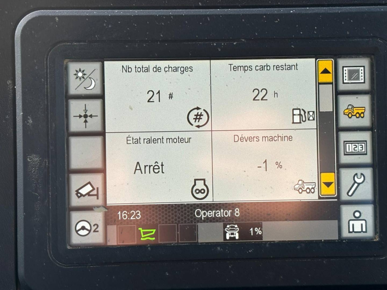 Articulated dumper CAT 730: picture 9