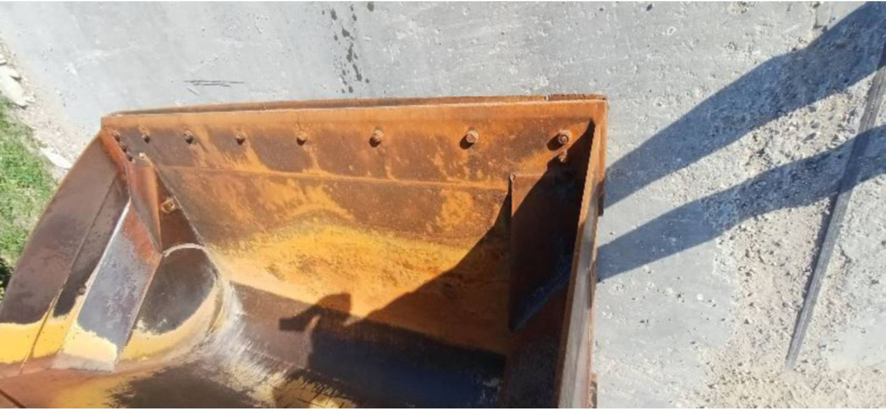 Wheel loader CAT 938M: picture 10