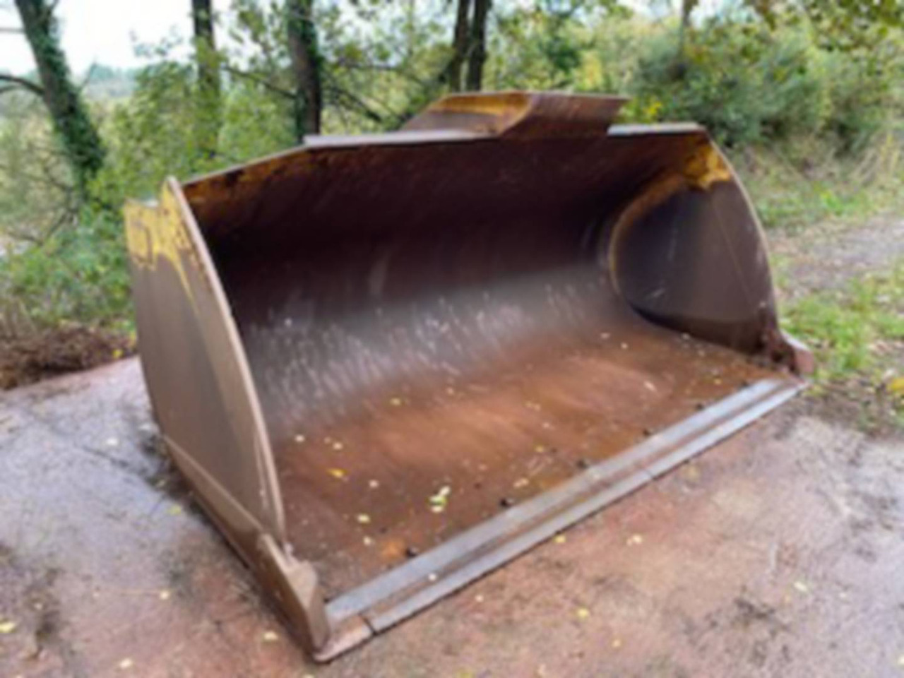 CAT 950GC/GODET/3,3M3/2894MM/BUCKET - Bucket: picture 3 CAT 950GC/GODET/3,3M3/2894MM/BUCKET - Bucket: picture 3