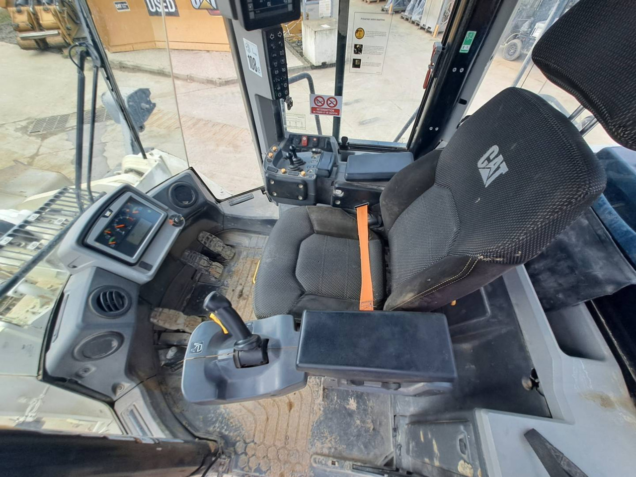 Wheel loader CAT 966M: picture 19