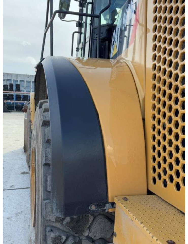 Wheel loader CAT 980M: picture 15