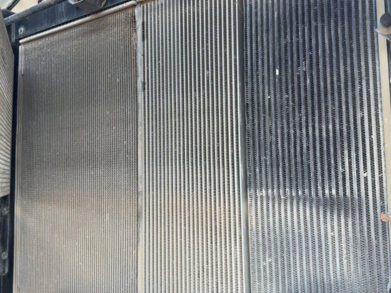 Wheel loader CAT 980M: picture 20