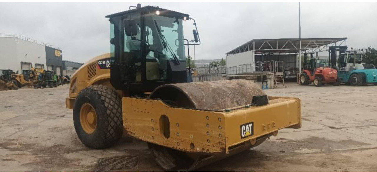 CAT CS74B 4F - Compactor: picture 4 CAT CS74B 4F - Compactor: picture 4