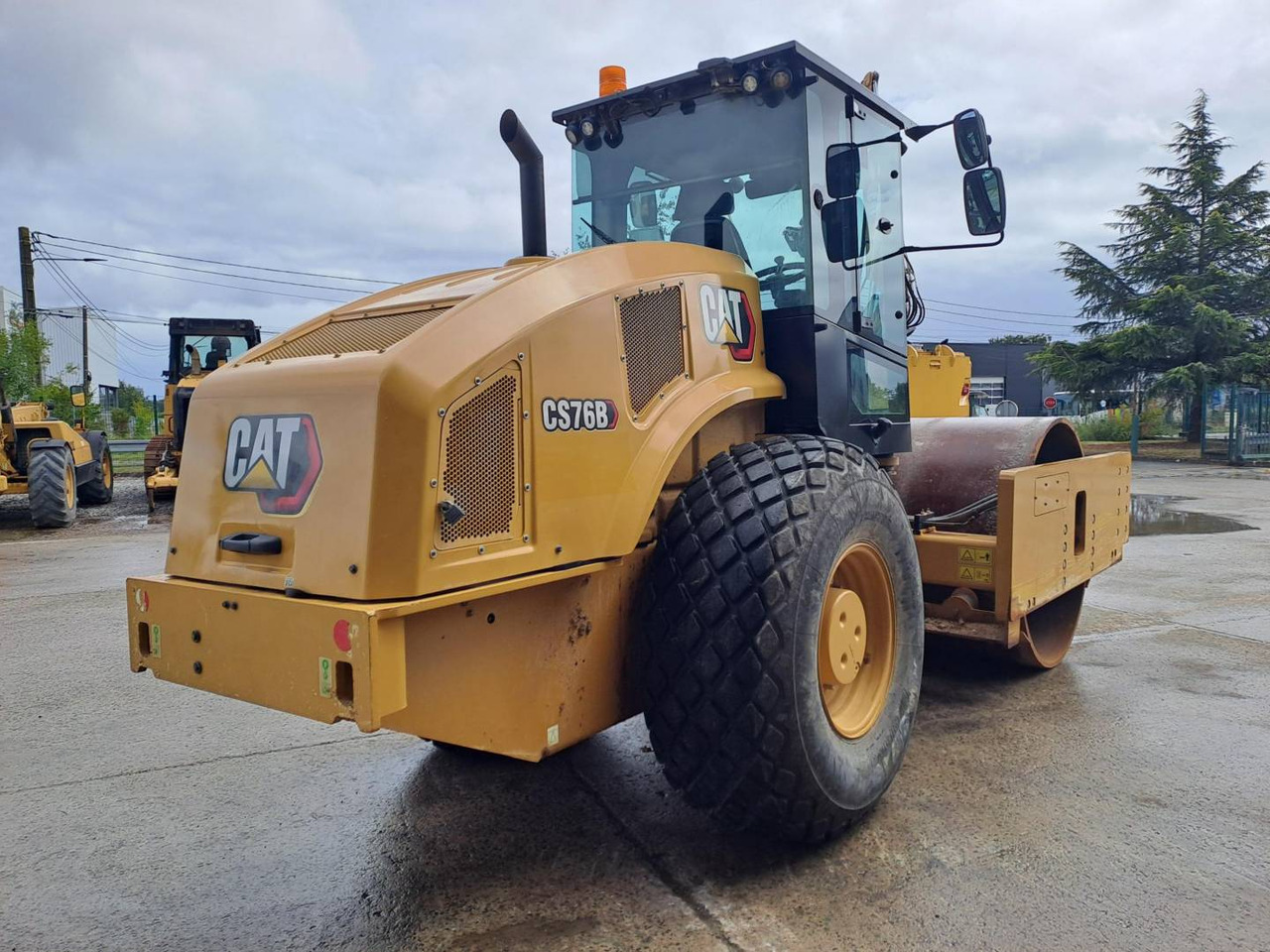 CAT CS76B 4F - Compactor: picture 3 CAT CS76B 4F - Compactor: picture 3