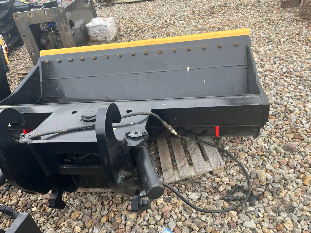 CAT GODET TILT/CW45S/2400MM - Excavator bucket: picture 1 CAT GODET TILT/CW45S/2400MM - Excavator bucket: picture 1