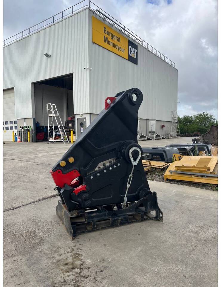 CAT MP324.J1B.CC - Demolition shears for Construction machinery: picture 1 CAT MP324.J1B.CC - Demolition shears for Construction machinery: picture 1