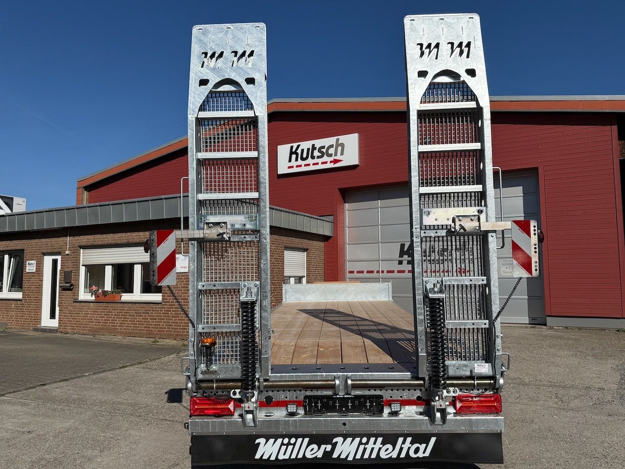 Müller-Mitteltal ETÜ-TA-R 21 Plateau 7m, luftgefedert, LED - Low loader trailer: picture 3 Müller-Mitteltal ETÜ-TA-R 21 Plateau 7m, luftgefedert, LED - Low loader trailer: picture 3