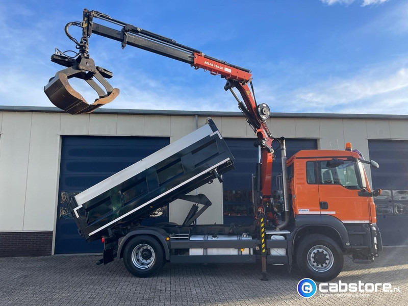 MAN TGS 18.320 4X4H BL EEV Euro 5 - ATLAS 126.3E Laadkraan - 2-zijdige kipper - Bouwjaar 2013 - Km 205.974 !! - Good condition - NL Truck - Tipper, Crane truck: picture 3 MAN TGS 18.320 4X4H BL EEV Euro 5 - ATLAS 126.3E Laadkraan - 2-zijdige kipper - Bouwjaar 2013 - Km 205.974 !! - Good condition - NL Truck - Tipper, Crane truck: picture 3