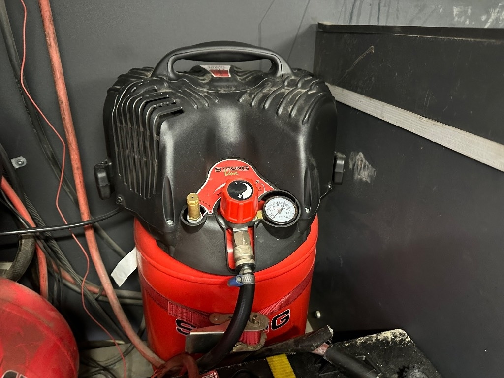 Panel van Iveco Daily 50C18A8 huoltoauto: picture 11