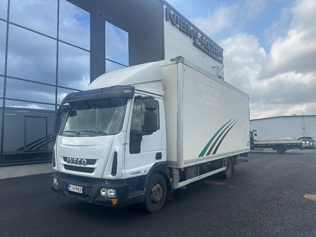 Iveco Eurocargo 100 E22  - Box truck: picture 1 Iveco Eurocargo 100 E22  - Box truck: picture 1