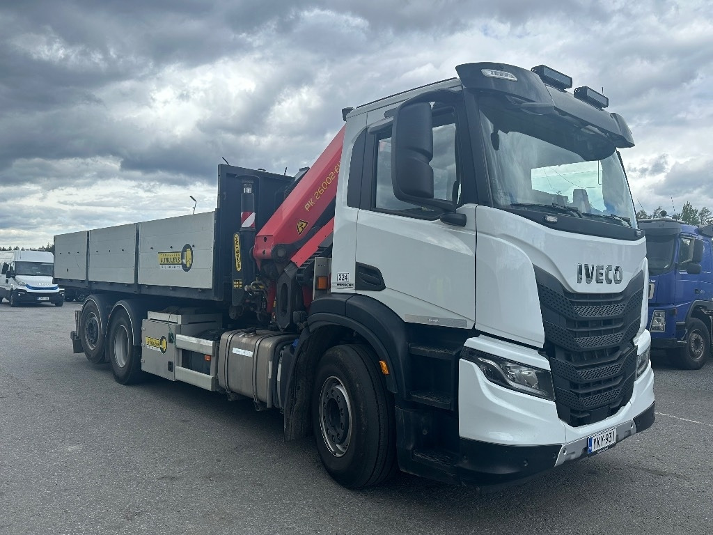 Iveco S-Way AD 260S48 - Crane truck: picture 3 Iveco S-Way AD 260S48 - Crane truck: picture 3