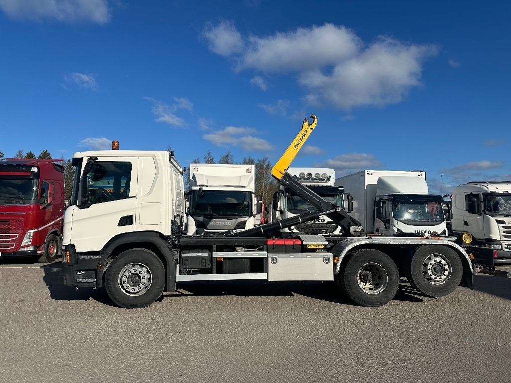 Scania P 360 - Hook lift truck: picture 5 Scania P 360 - Hook lift truck: picture 5