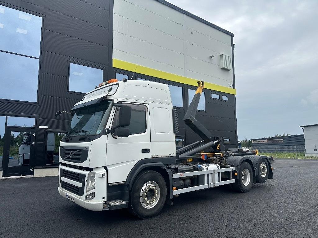 Volvo FM13 500 - Hook lift truck: picture 1 Volvo FM13 500 - Hook lift truck: picture 1