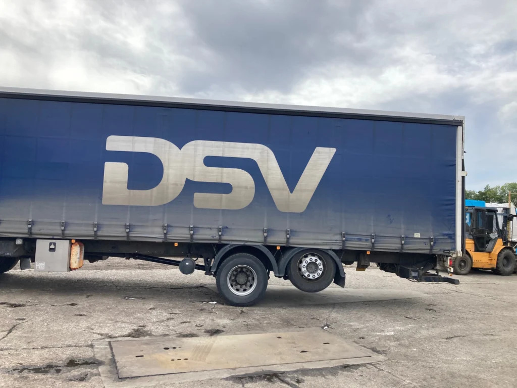 Curtainsider truck MAN TGM 26.290 6X2/4: picture 6 Curtainsider truck MAN TGM 26.290 6X2/4: picture 6