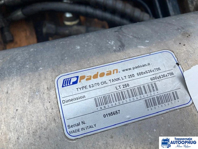 MAN hydraulikanlæg 250 liter - Hydraulic tank for Truck: picture 5 MAN hydraulikanlæg 250 liter - Hydraulic tank for Truck: picture 5