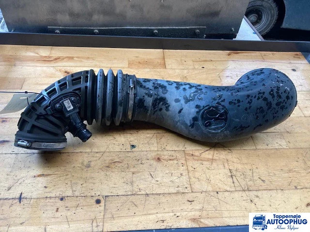 Scania Air pipe intake – Scania 2275743 – Scania 2331707 - Engine for Truck: picture 1 Scania Air pipe intake – Scania 2275743 – Scania 2331707 - Engine for Truck: picture 1