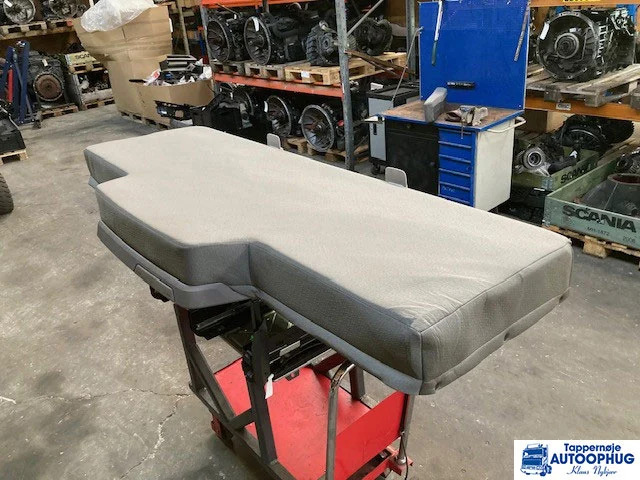 Scania Extendable bed – Scania 2674178 - Cab and interior for Truck: picture 2 Scania Extendable bed – Scania 2674178 - Cab and interior for Truck: picture 2