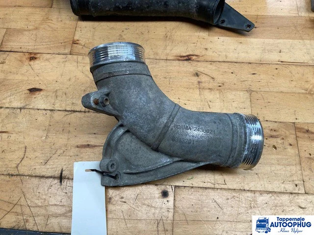 Scania Intercooler rør Scania 2436021 - Engine and parts for Truck: picture 1 Scania Intercooler rør Scania 2436021 - Engine and parts for Truck: picture 1