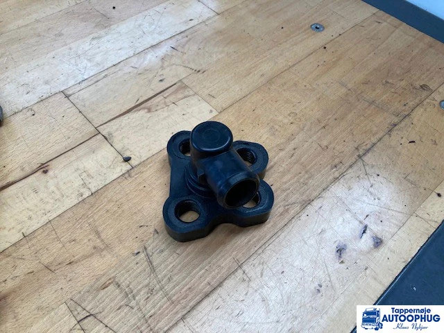 Scania Olie påfyldningstuds Scania 2178551 - Engine and parts for Truck: picture 1 Scania Olie påfyldningstuds Scania 2178551 - Engine and parts for Truck: picture 1