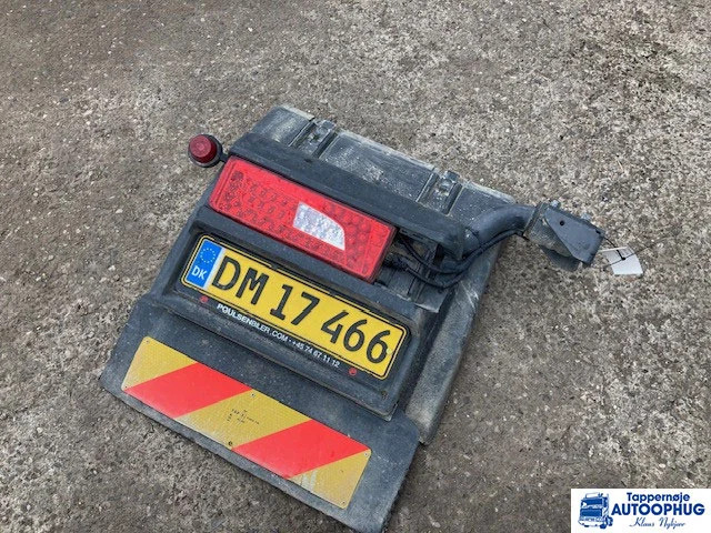 Scania Skærmholder Scania 2476461 - Body and exterior for Truck: picture 1 Scania Skærmholder Scania 2476461 - Body and exterior for Truck: picture 1