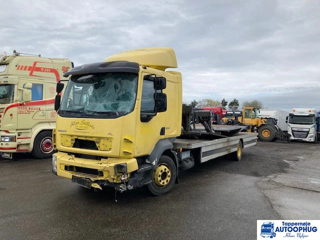 Volvo FL240 - Dropside/ Flatbed truck: picture 1 Volvo FL240 - Dropside/ Flatbed truck: picture 1