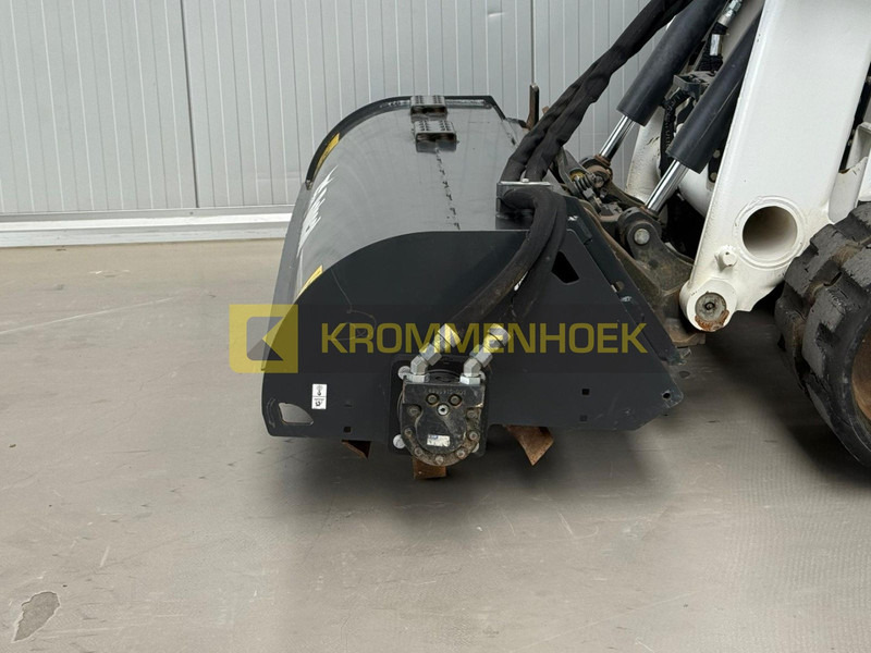 Bobcat Tiller 76 193 cm - Ripper for Loader: picture 2 Bobcat Tiller 76 193 cm - Ripper for Loader: picture 2