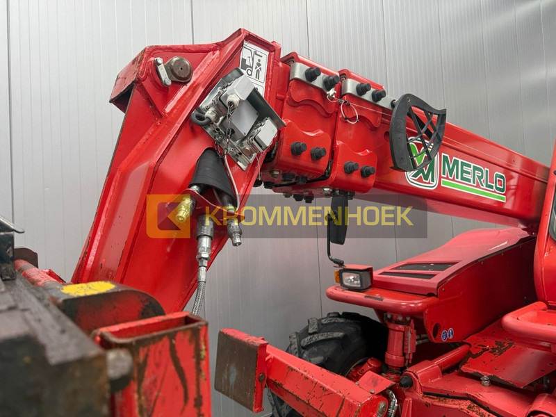 Telescopic handler Merlo P 38.13: picture 9